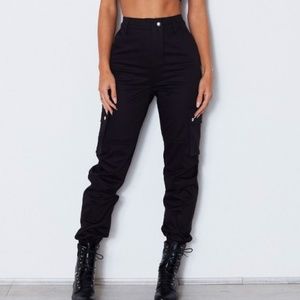 NWT XS Black High Waisted Cargo Pants -- White Fox
